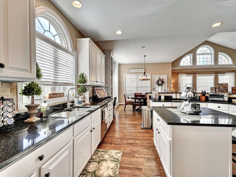 1477 Rolling Meadows Court, Union, KY 41091 Photo 14