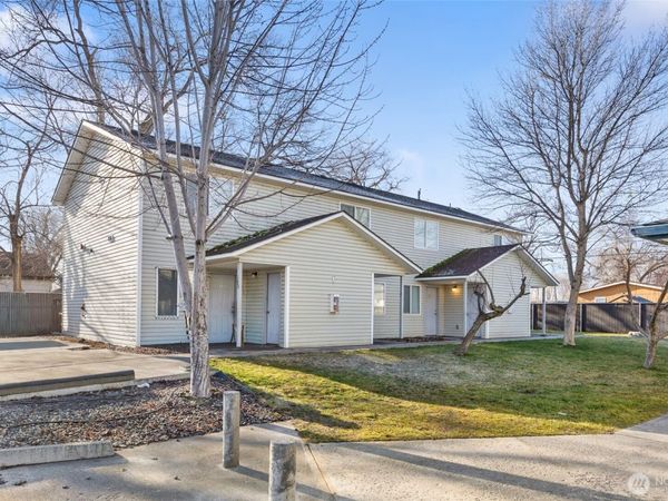 1830 W Crouse Street , Moses Lake, WA 98837