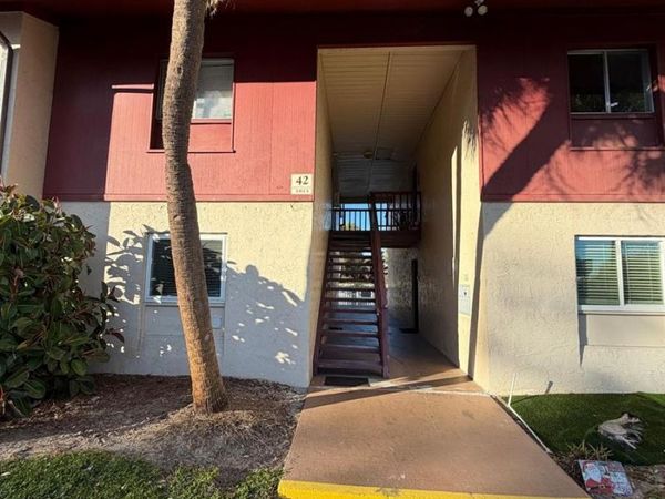 3813 S LAKE DRIVE, Unit 231, TAMPA, FL 33614