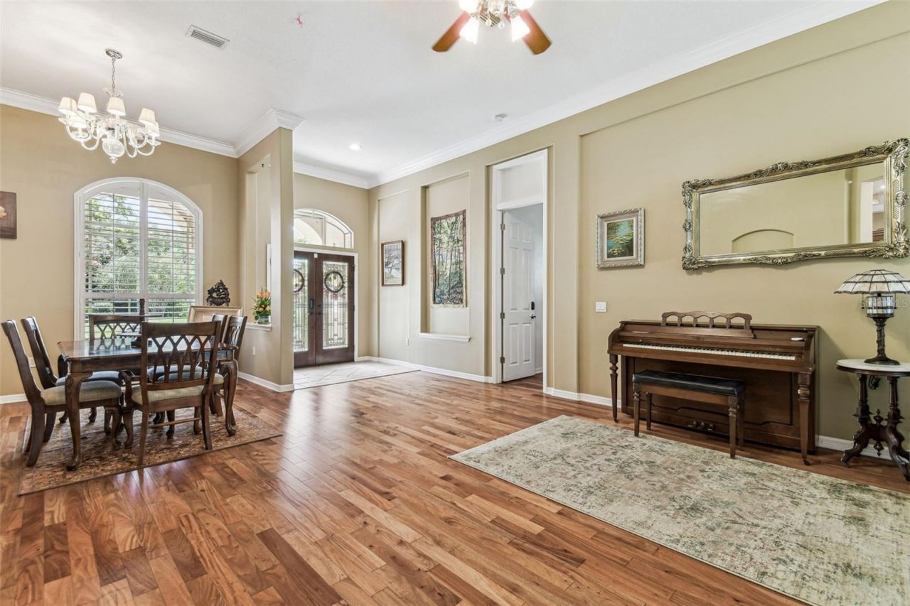 17906 Loretta Lane, Lutz, FL 33548 Photo