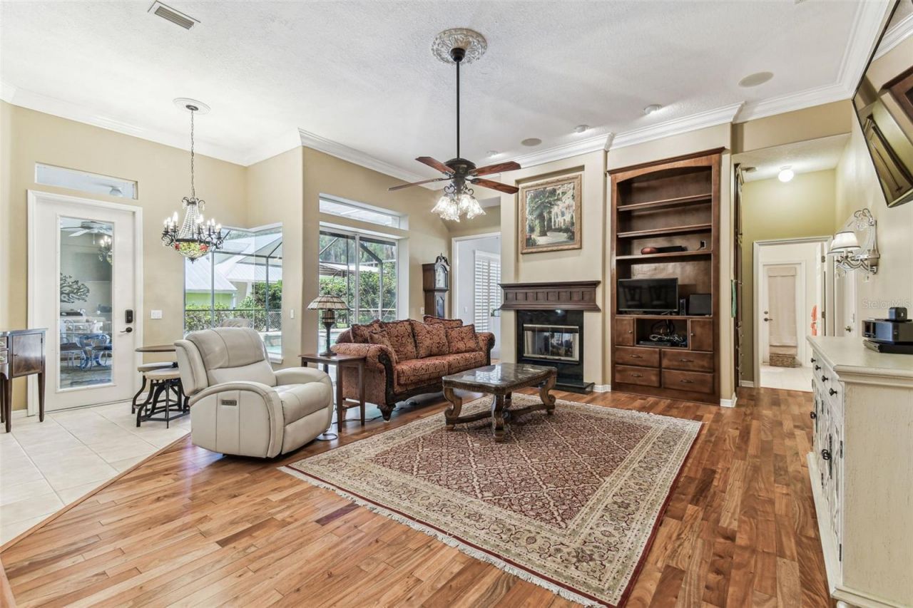 17906 Loretta Lane, Lutz, FL 33548 Photo