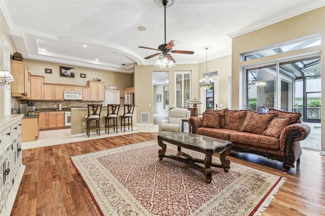 17906 Loretta Lane, Lutz, FL 33548 Photo