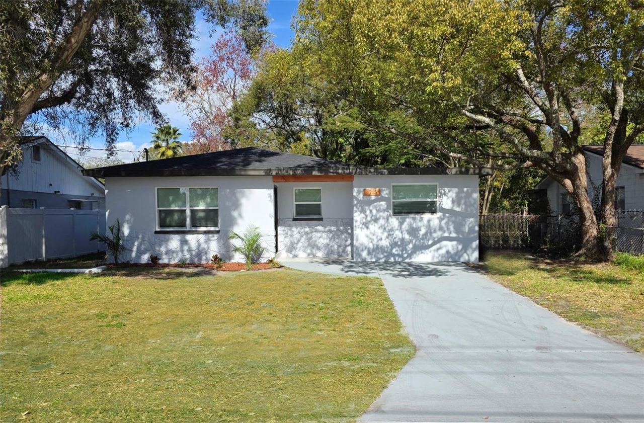 1715 W Atkinson Street, Tampa, FL 33604 Main Photo