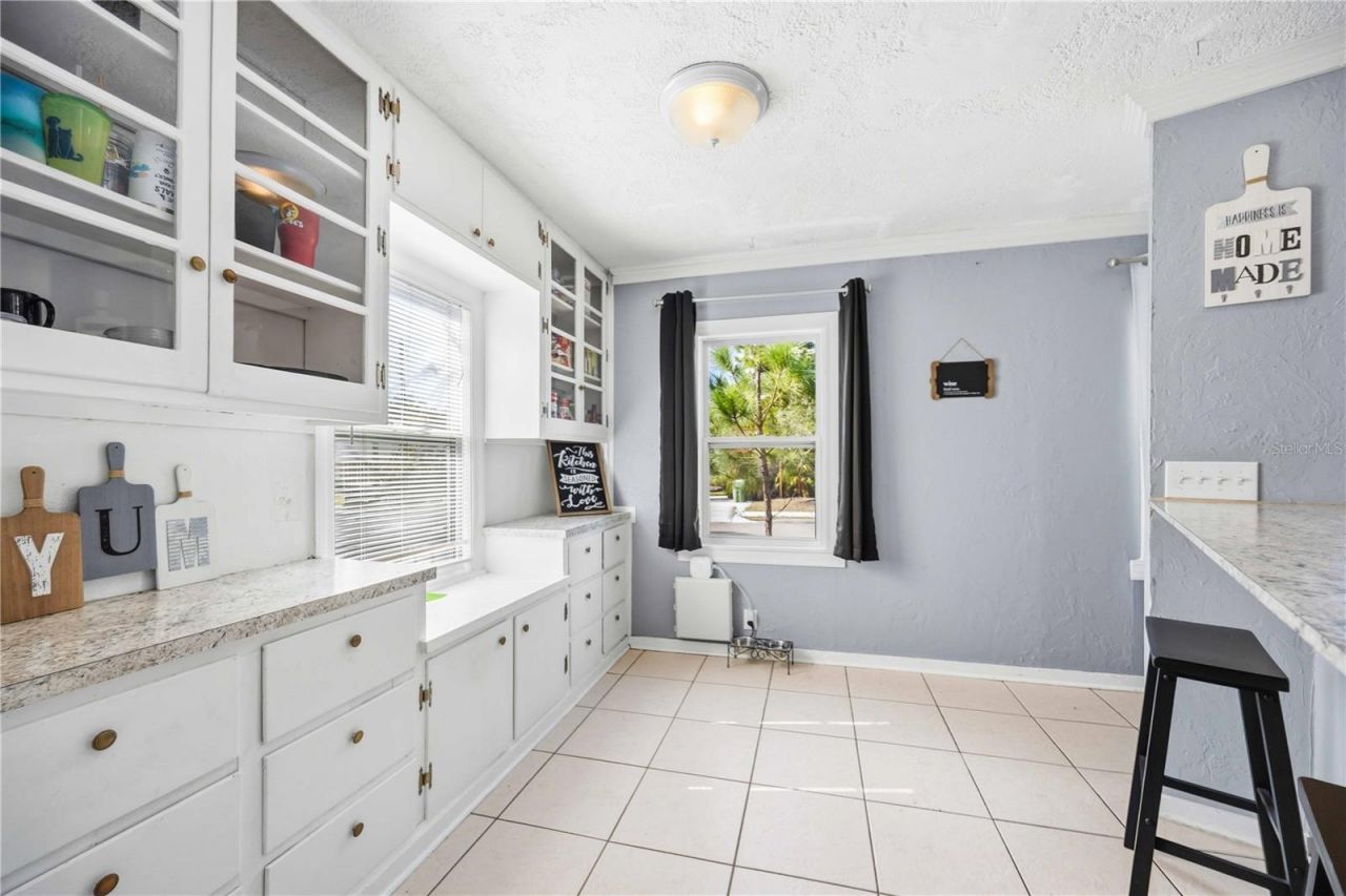 1919 12th Avenue W, Bradenton, FL 34205 Photo