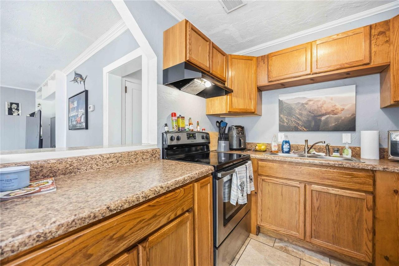 1919 12th Avenue W, Bradenton, FL 34205 Photo