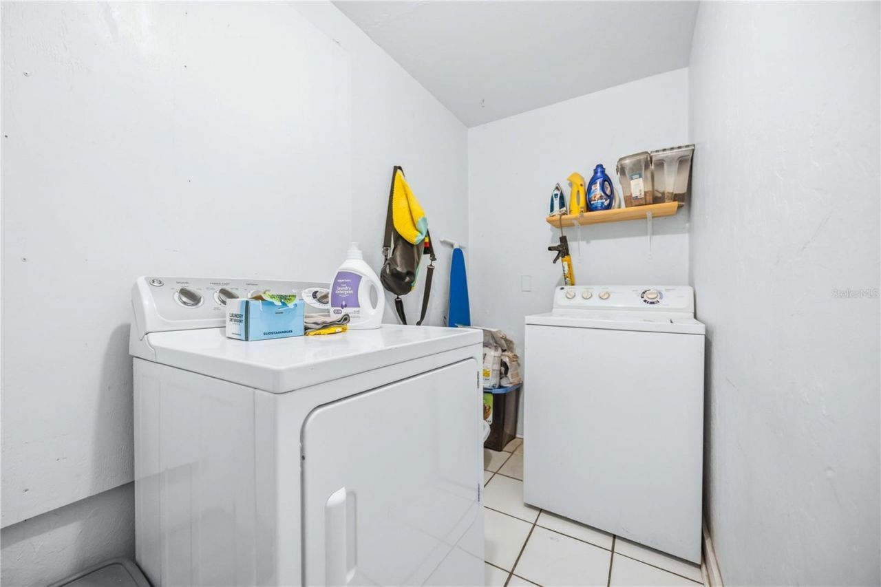 1919 12th Avenue W, Bradenton, FL 34205 Photo