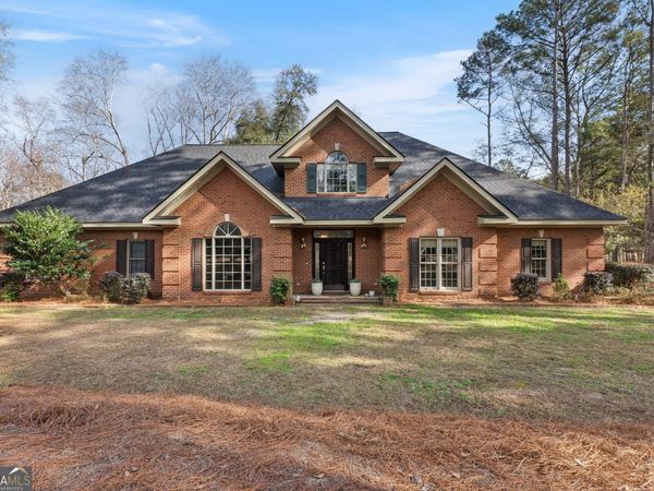 1133 Creekside Drive, Eastman, GA 31023