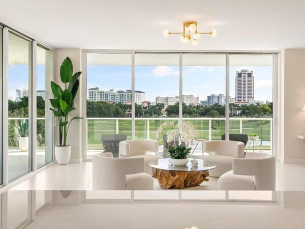 220 SE Mizner Boulevard, Unit 223, Boca Raton, FL 33432