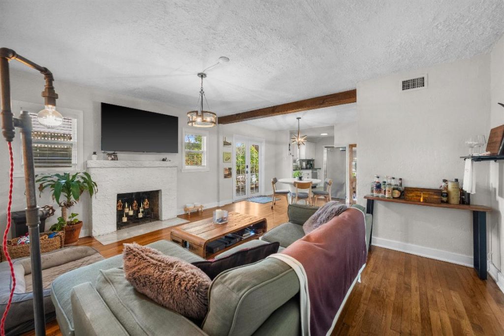 6704 Garden Avenue, West Palm Beach, FL 33405 Photo