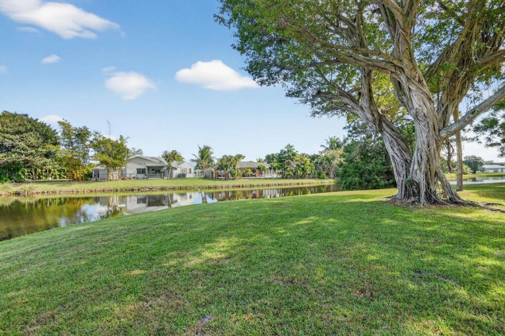 23 Via De Casas Sur, Unit 105, Boynton Beach, FL 33426 Photo