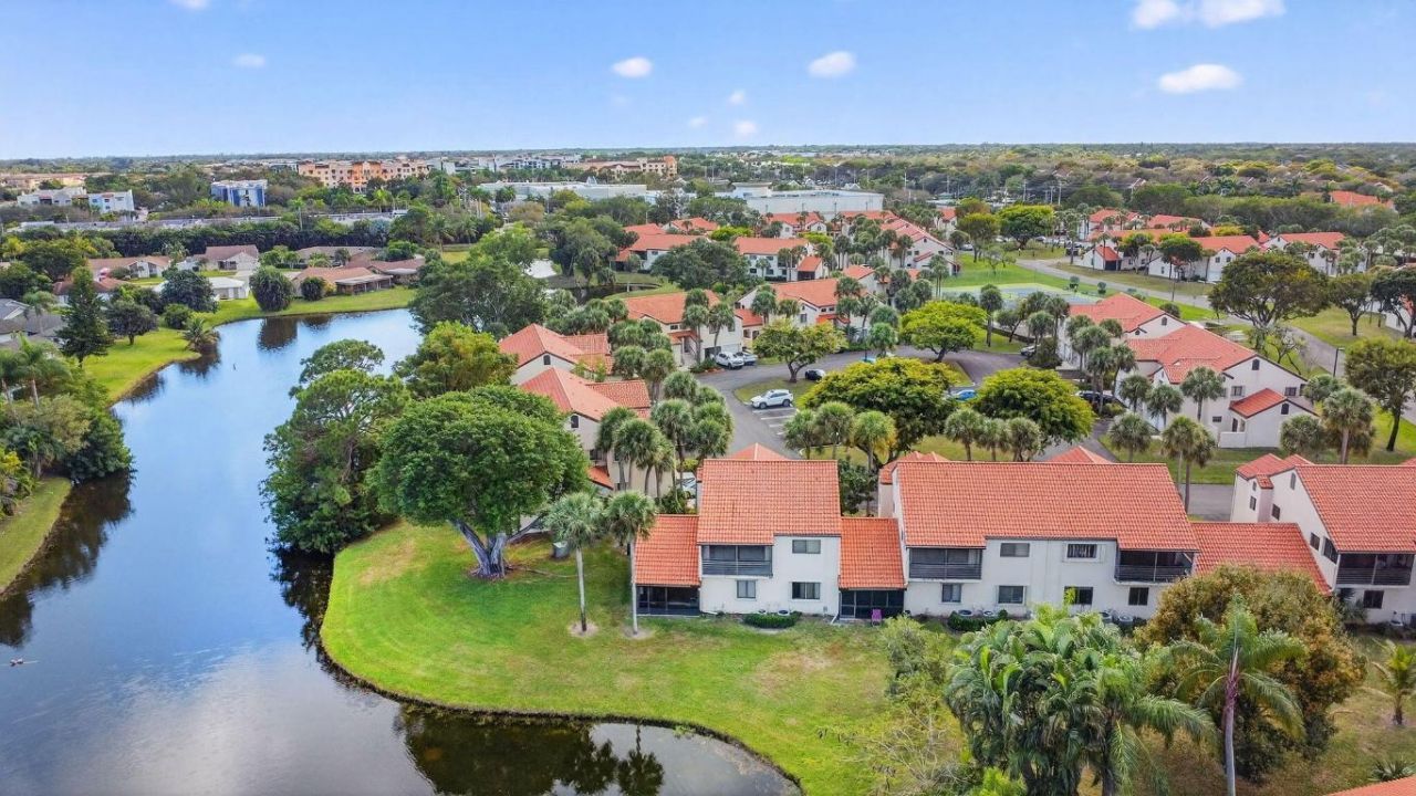 23 Via De Casas Sur, Unit 105, Boynton Beach, FL 33426 Photo