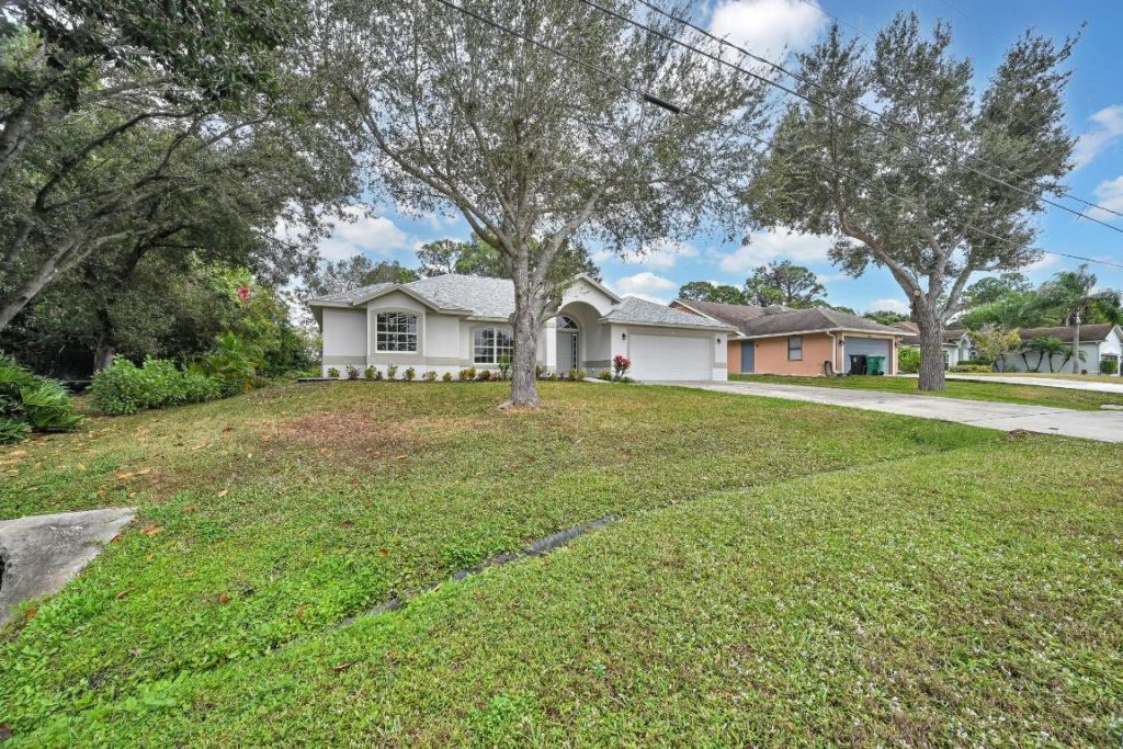 2901 SW Collings Drive, Port Saint Lucie, FL 34953 Photo