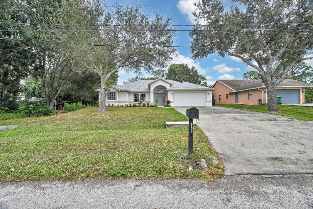 2901 SW Collings Drive, Port Saint Lucie, FL 34953 Photo