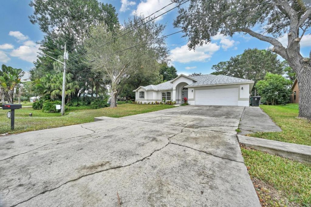 2901 SW Collings Drive, Port Saint Lucie, FL 34953 Photo