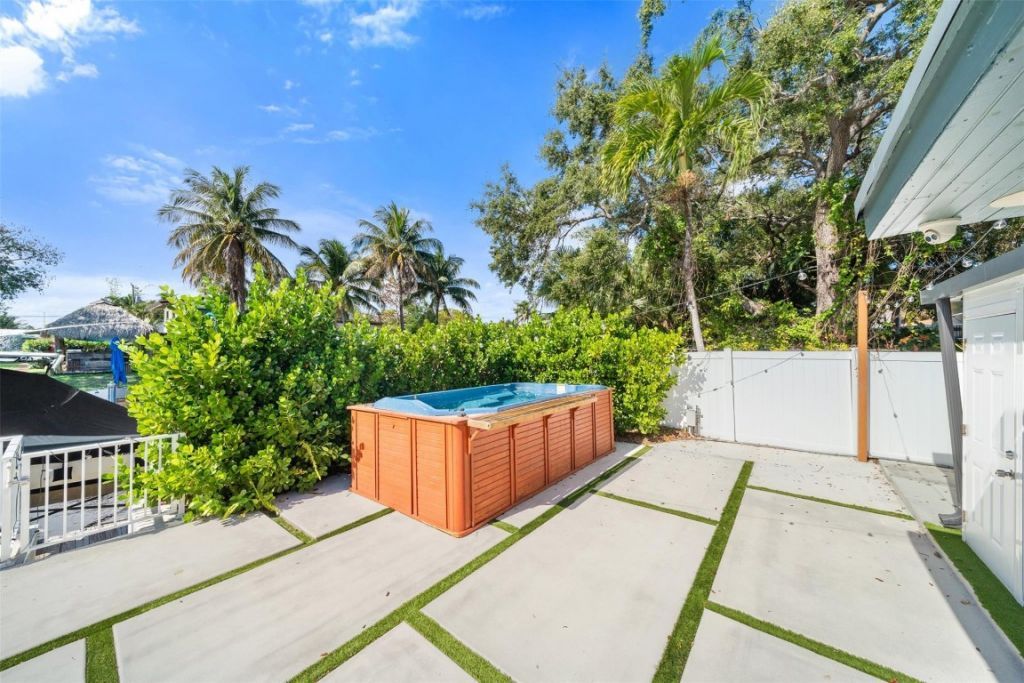 2419 Marathon Lane, Fort Lauderdale, FL 33312 Photo