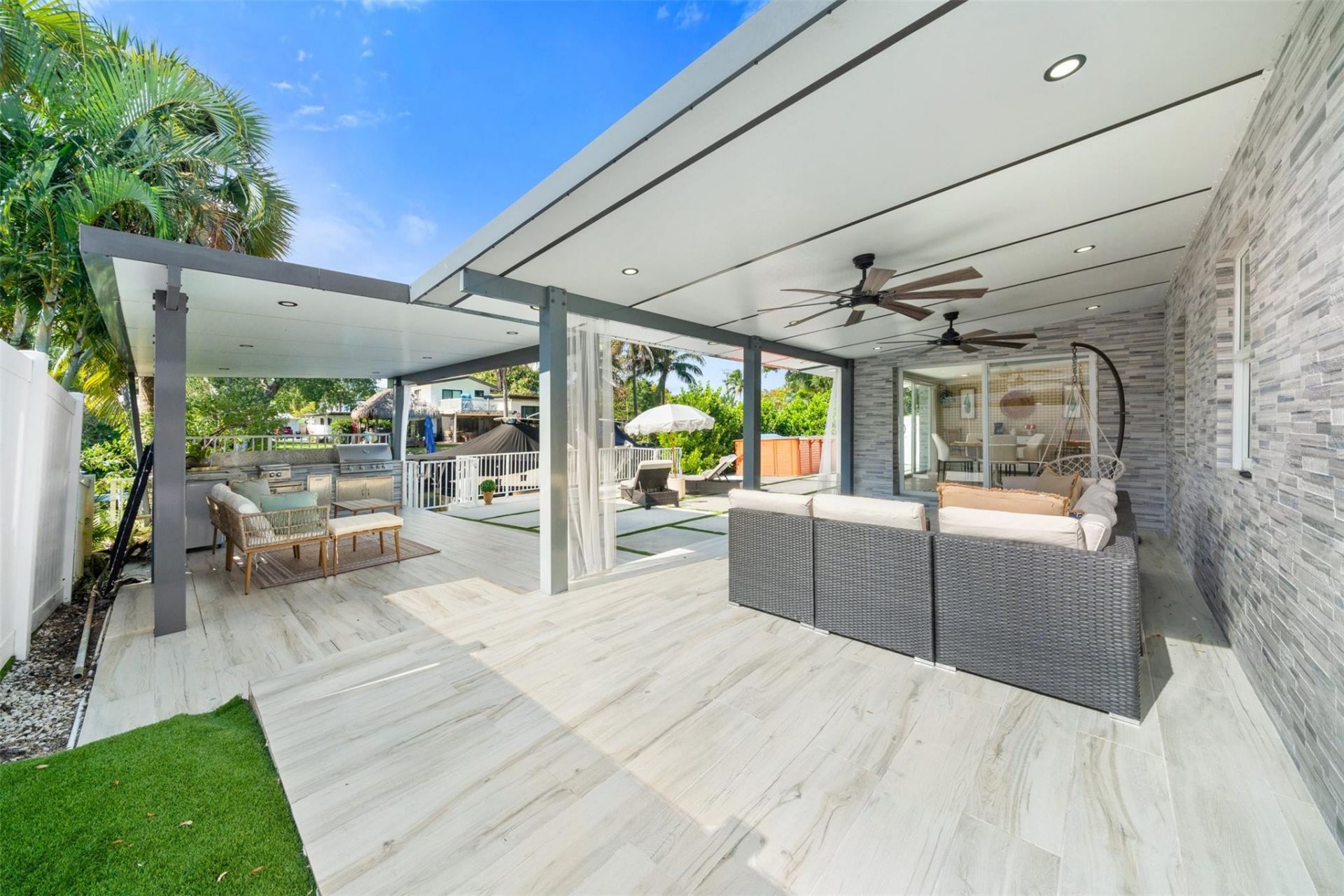 2419 Marathon Lane, Fort Lauderdale, FL 33312 Photo