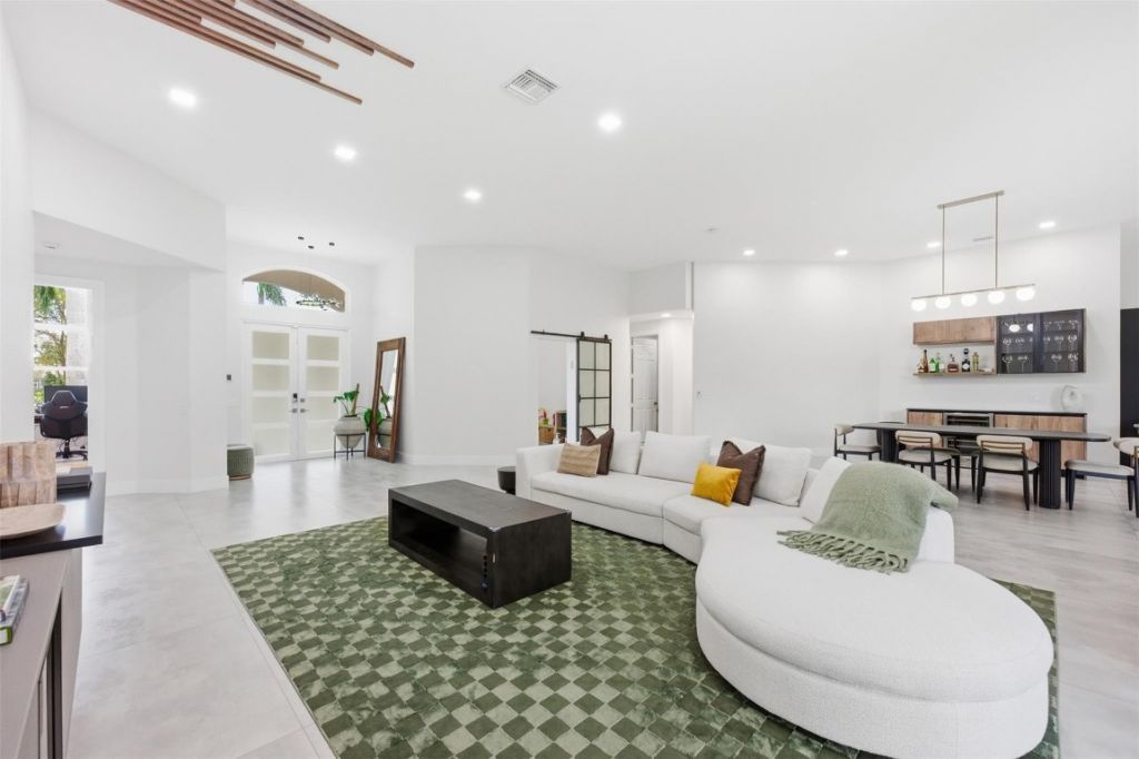 2517 Provence Cir, Weston, FL 33327 Photo