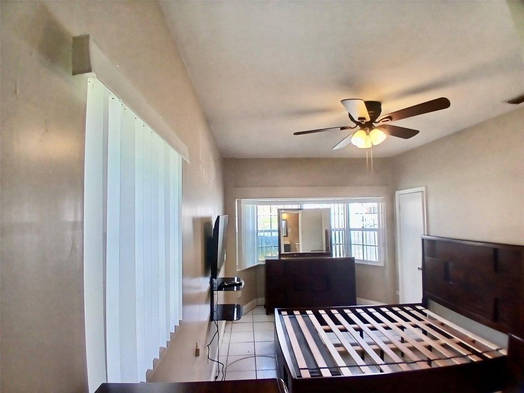 330 NW 205th Terrace, Miami Gardens, FL 33169 Photo