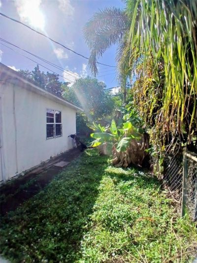 330 NW 205th Terrace, Miami Gardens, FL 33169 Photo