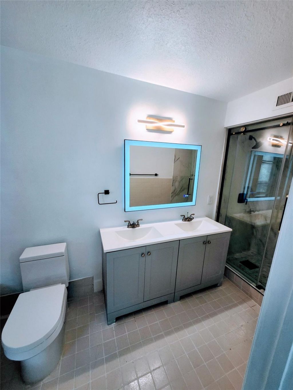 793 NE 206th Street, Miami, FL 33179 Photo