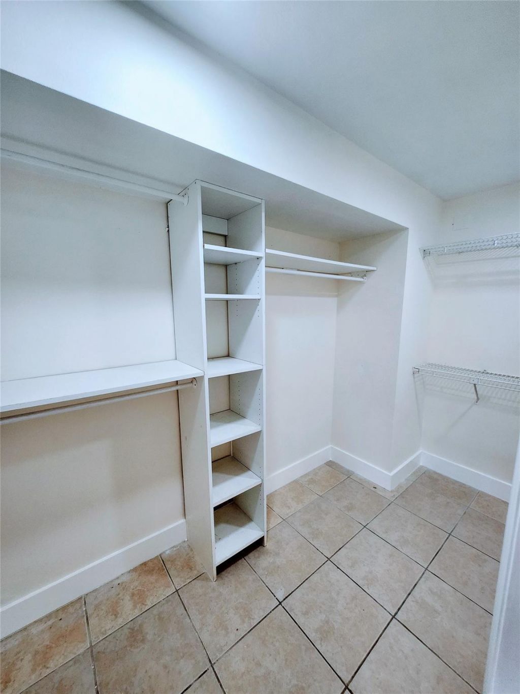 793 NE 206th Street, Miami, FL 33179 Photo