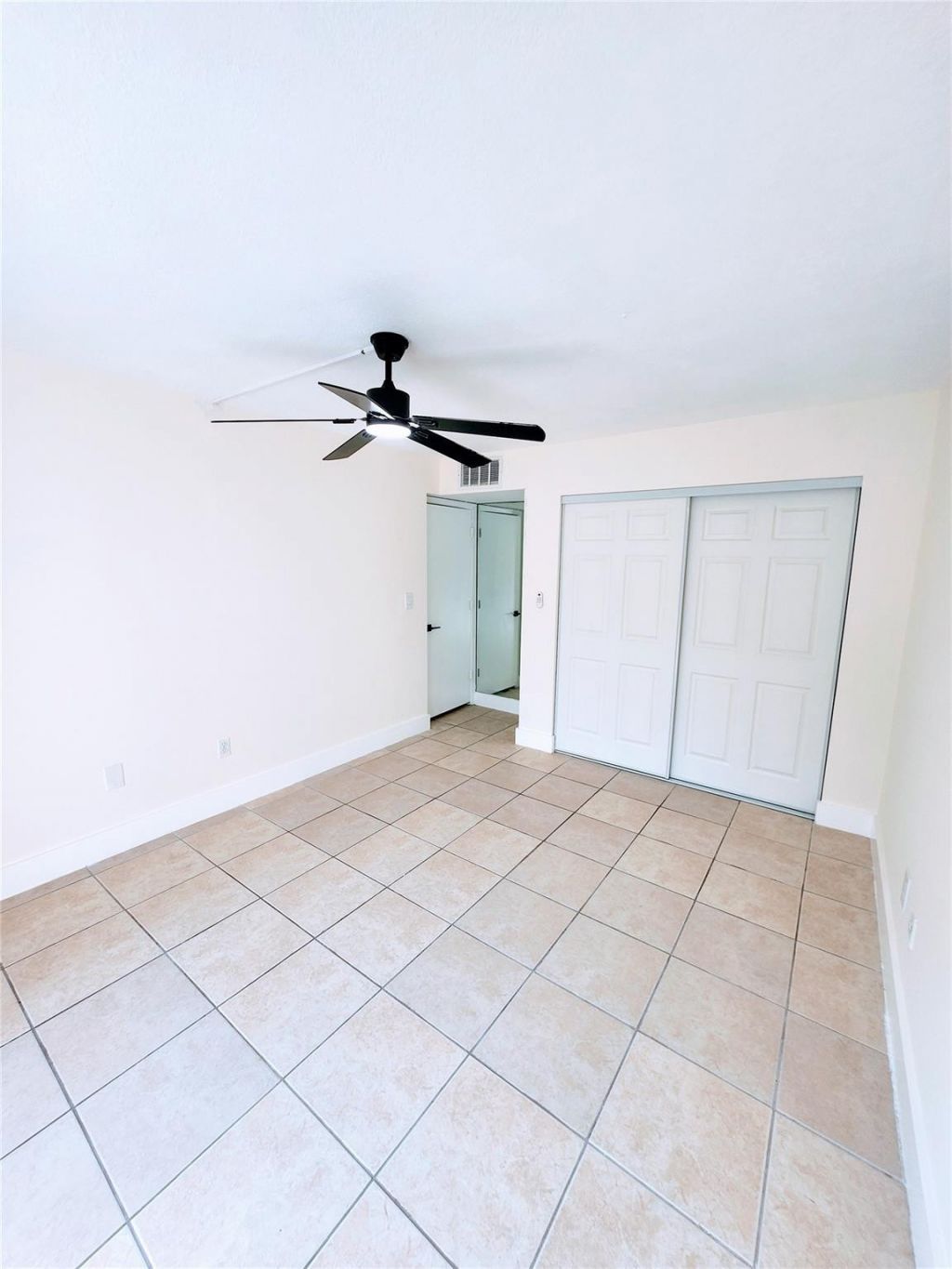 793 NE 206th Street, Miami, FL 33179 Photo