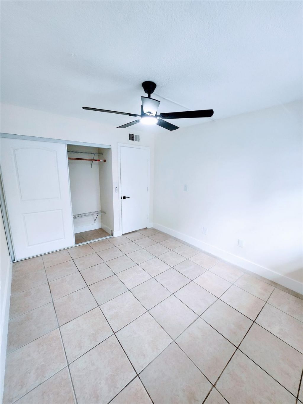 793 NE 206th Street, Miami, FL 33179 Photo