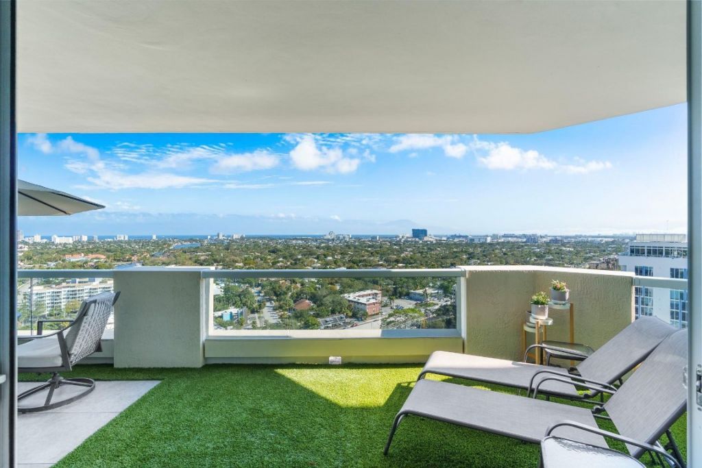 411 N New River Drive, Unit 2205, Fort Lauderdale, FL 33301 Photo