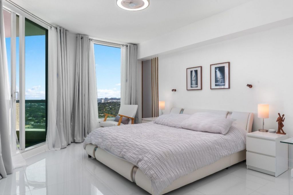 411 N New River Drive, Unit 2205, Fort Lauderdale, FL 33301 Photo