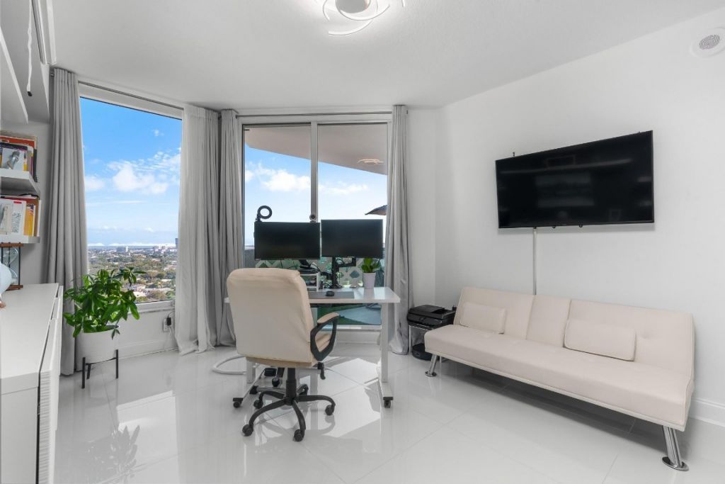 411 N New River Drive, Unit 2205, Fort Lauderdale, FL 33301 Photo