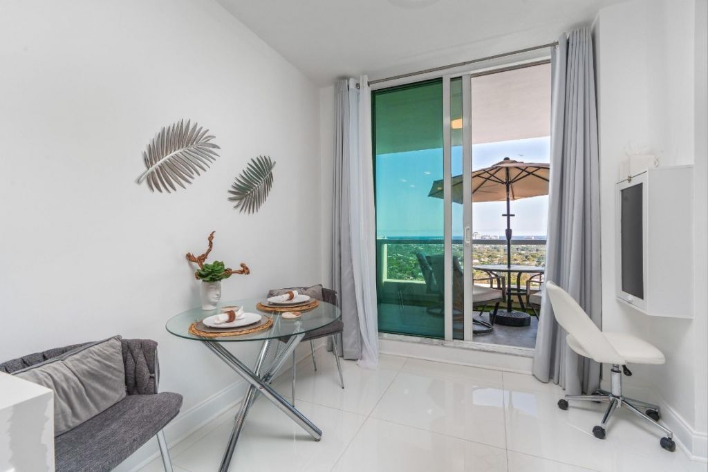 411 N New River Drive, Unit 2205, Fort Lauderdale, FL 33301 Photo