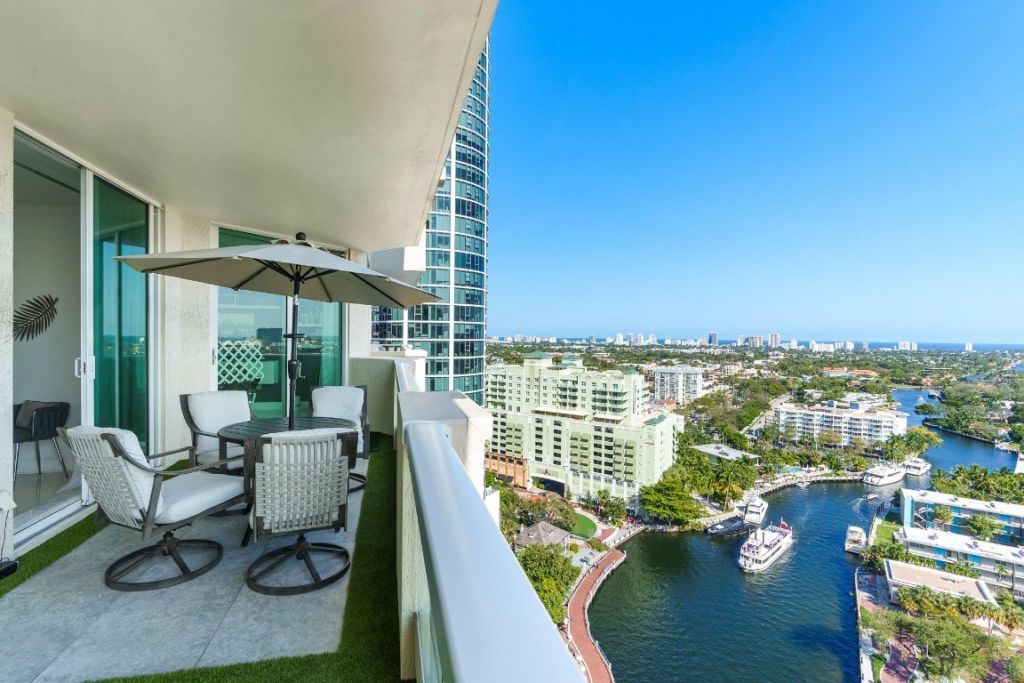 411 N New River Drive, Unit 2205, Fort Lauderdale, FL 33301 Photo