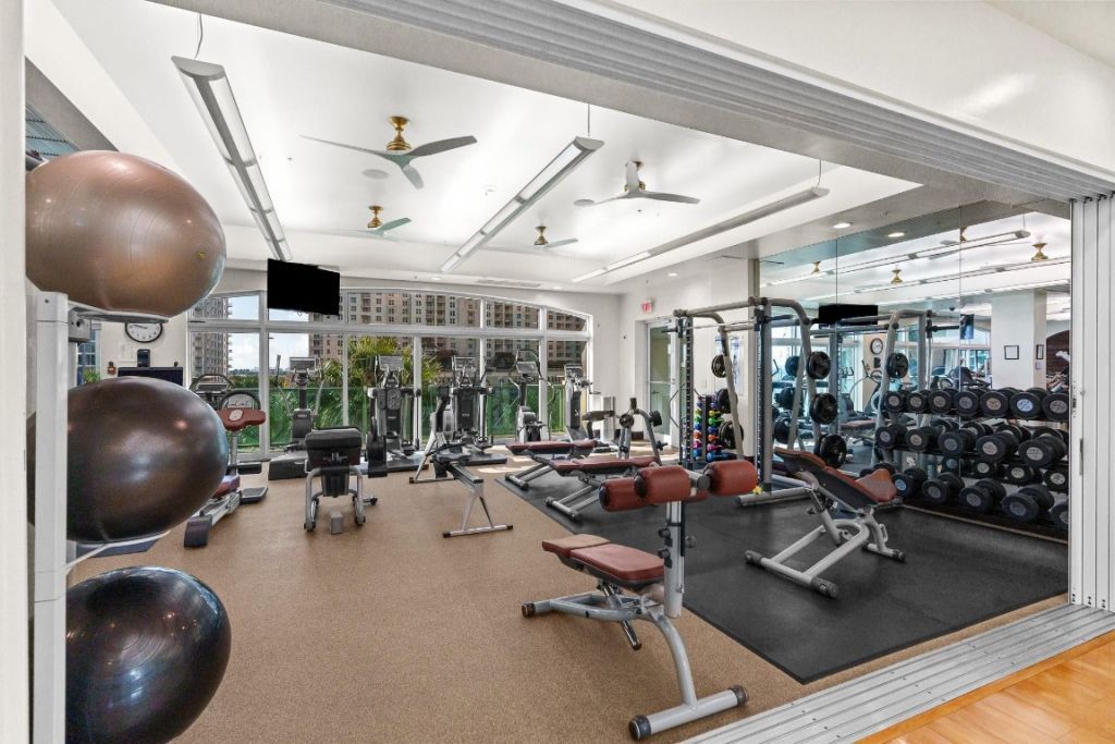 411 N New River Drive, Unit 2205, Fort Lauderdale, FL 33301 Photo