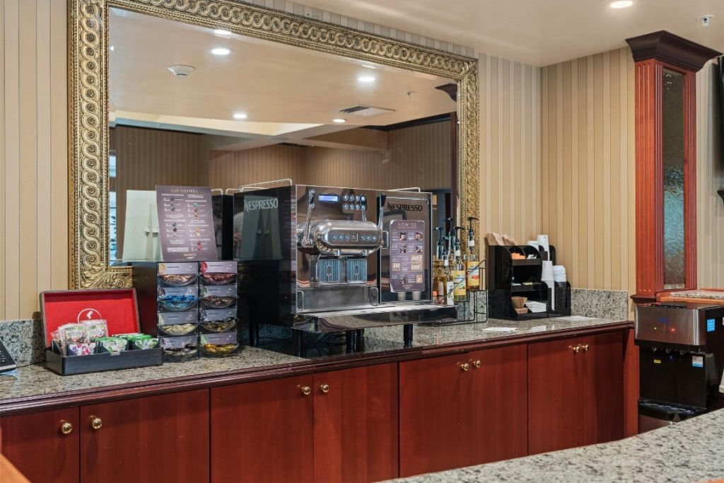 411 N New River Drive, Unit 2205, Fort Lauderdale, FL 33301 Photo