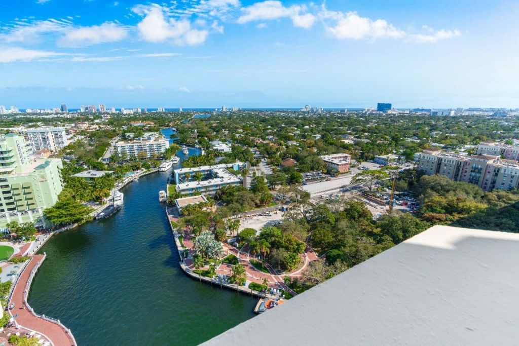 411 N New River Drive, Unit 2205, Fort Lauderdale, FL 33301 Photo