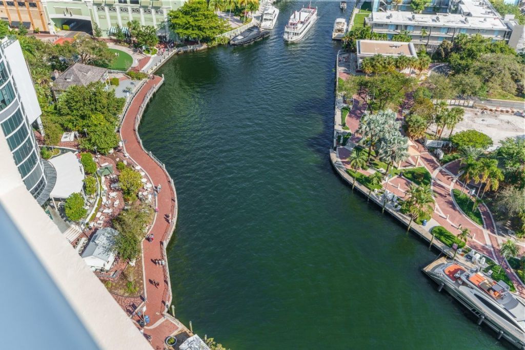 411 N New River Drive, Unit 2205, Fort Lauderdale, FL 33301 Photo