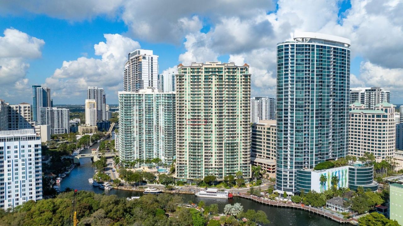 411 N New River Drive, Unit 2205, Fort Lauderdale, FL 33301 Photo