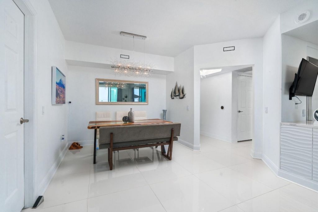 411 N New River Drive, Unit 2205, Fort Lauderdale, FL 33301 Photo