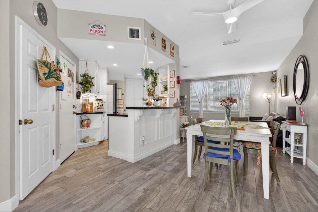 1900 Oceanwalk Ln, Unit 138, Lauderdale by the Sea, FL 33062 Photo