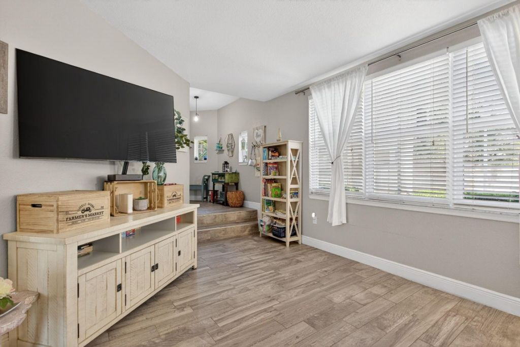 1900 Oceanwalk Ln, Unit 138, Lauderdale by the Sea, FL 33062 Photo