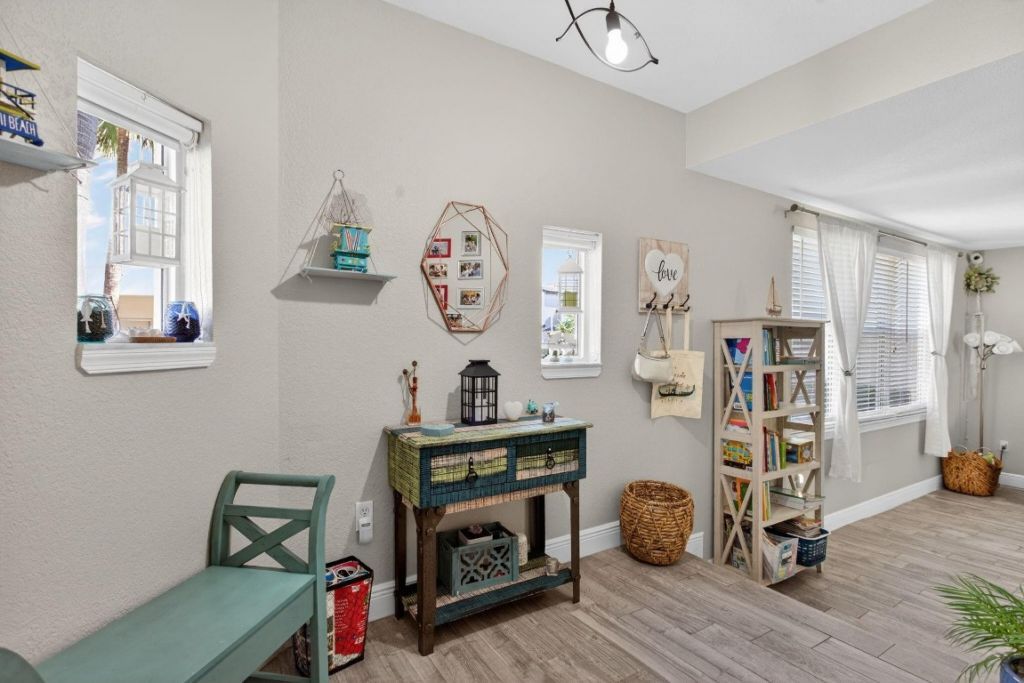 1900 Oceanwalk Ln, Unit 138, Lauderdale by the Sea, FL 33062 Photo