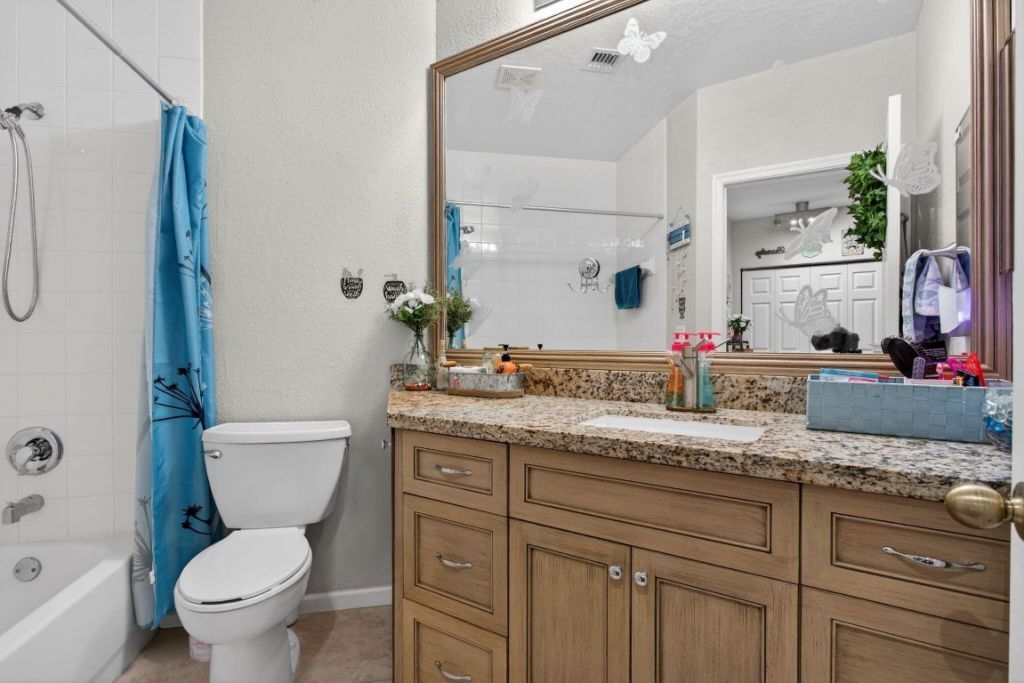 1900 Oceanwalk Ln, Unit 138, Lauderdale by the Sea, FL 33062 Photo