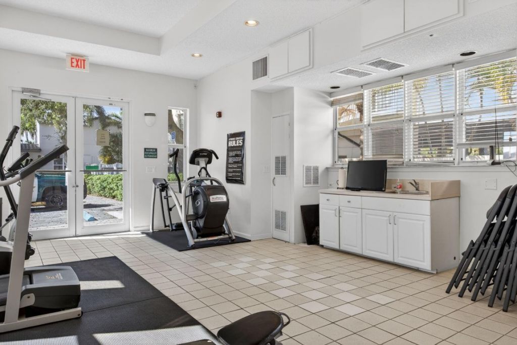 1900 Oceanwalk Ln, Unit 138, Lauderdale by the Sea, FL 33062 Photo