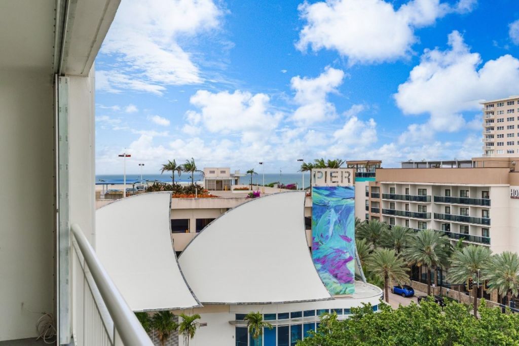 201 N Ocean Boulevard, Unit 804, Pompano Beach, FL 33062 Photo