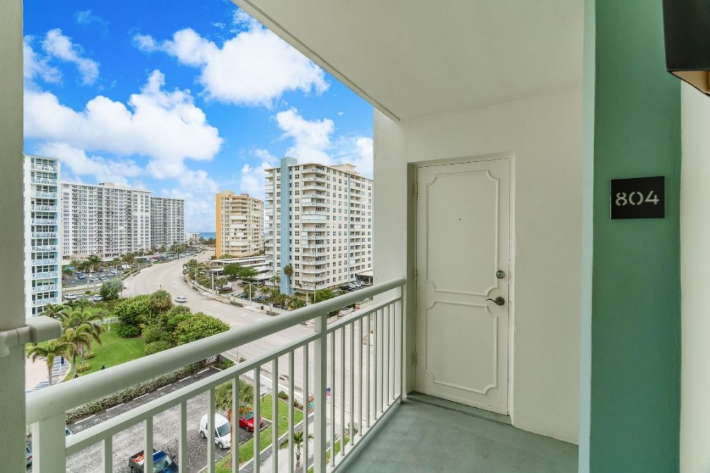 201 N Ocean Boulevard, Unit 804, Pompano Beach, FL 33062 Photo