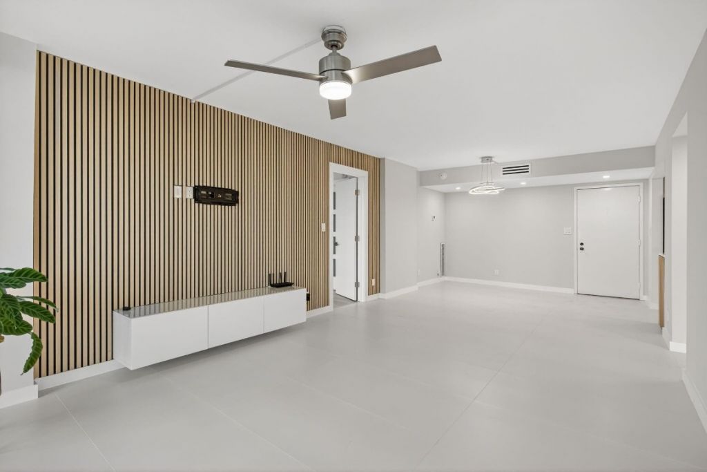 525 N Ocean Blvd, Unit 422, Pompano Beach, FL 33062 Photo