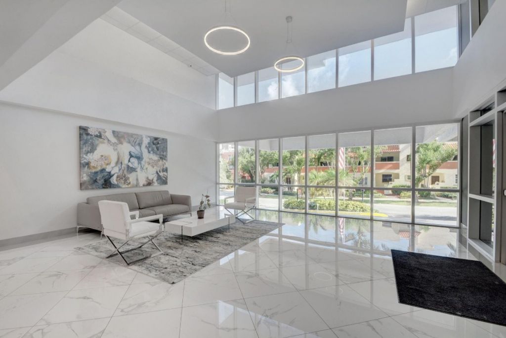 525 N Ocean Blvd, Unit 422, Pompano Beach, FL 33062 Photo