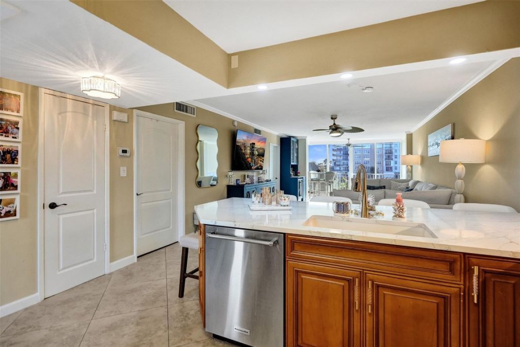 3180 NE 48th Court, Unit 404, Lighthouse Point, FL 33064 Photo