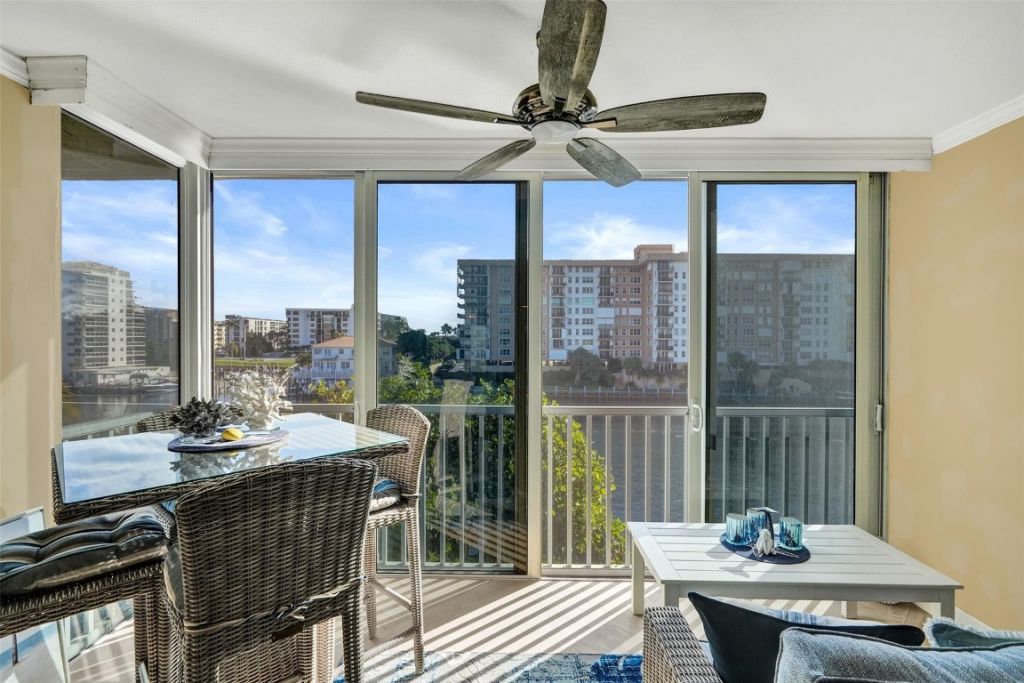 3180 NE 48th Court, Unit 404, Lighthouse Point, FL 33064 Photo