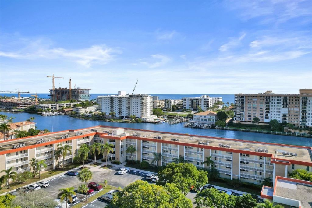 3180 NE 48th Court, Unit 404, Lighthouse Point, FL 33064 Photo